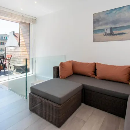 בית נופש Holiday Home In Ostend Near Beach Promenade *