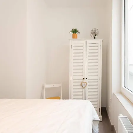 Holiday Home In Ostend Near Beach Promenade בית נופש אוסטנדה