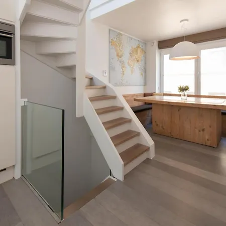 Holiday Home In Ostend Near Beach Promenade אוסטנדה
